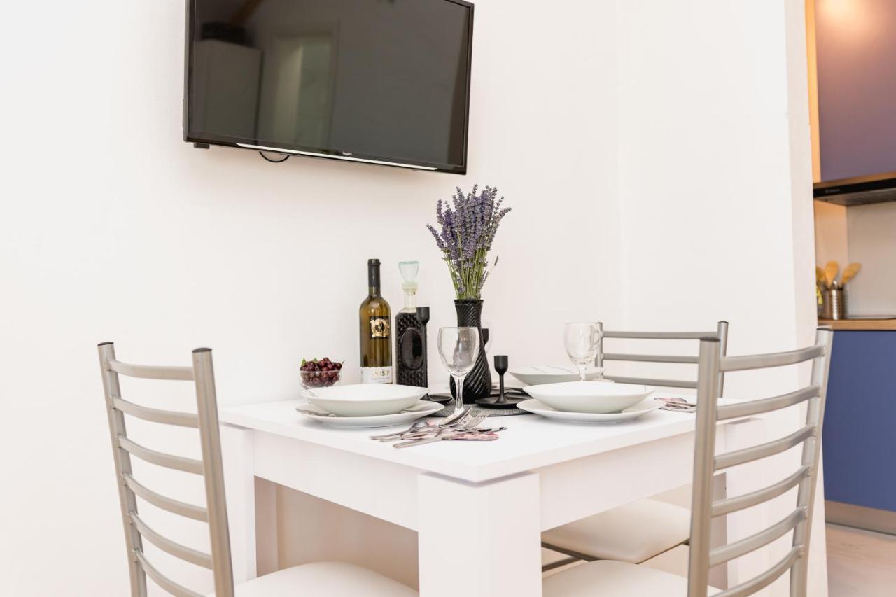 Studio Apartment Harmony Np Krka Lozovac Exterior photo