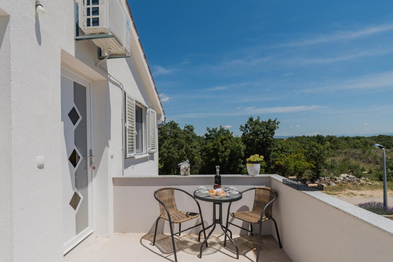 Studio Apartment Harmony Np Krka Lozovac Exterior photo